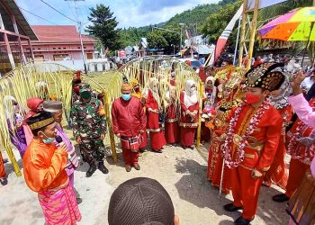 Moloopu Tradisi Adat Gorontalo