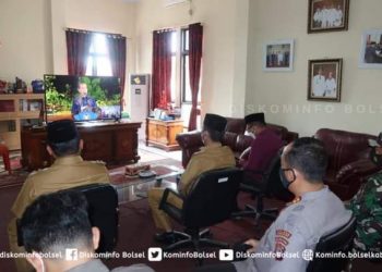 Ini Pesan Presiden Untuk Iskandar dan Deddy Saat Ikuti Rakor Secara Virtual