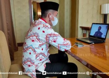 Bupati Bolsel Mengikuti Rakornas Dengan Presiden Secara Virtual