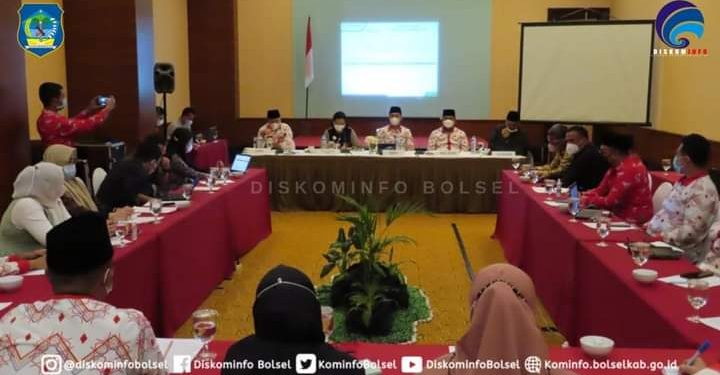 Bupati Iskandar Kamaru Minta BPJS Layani Masyarakat Dengan Baik