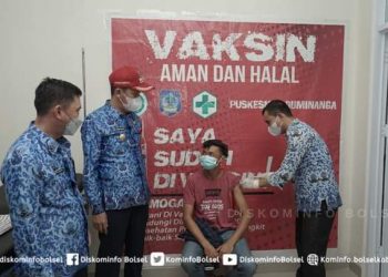 Bupati Bolsel Monitor Proses Vaksinasi untuk Masyarakat Umum