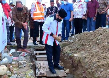 Bersama Bupati Bolsel, H2M Letakan Batu Pertama Program KOTAKU di Desa Biniha Timur