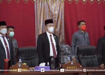 Bupati dan Wabup Hadiri Paripurna Penetapan Ranperda RPJMD Bolsel 2021-2026