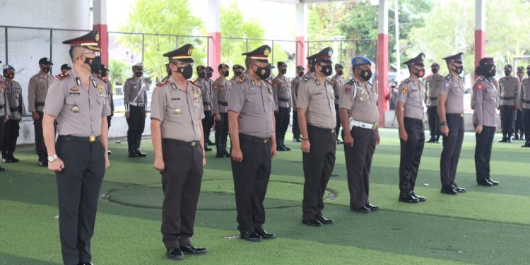 30 Personil Polres Bolsel Naik Pangkat