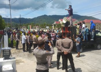 Tuntut 3 Hal, AMPD Gelar Aksi di DPRD Bolmut