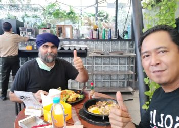 Bertemu Pengusaha, Donny Pangau Ceritakan Potensi Kelapa di Bolmut