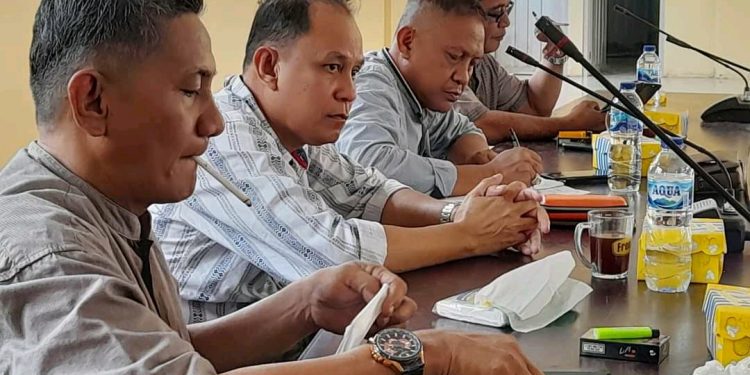 Dipimpin Saipul Ambarak, DPRD Bolmut Bahas Sejumlah Hal Bersama OPD Terkait