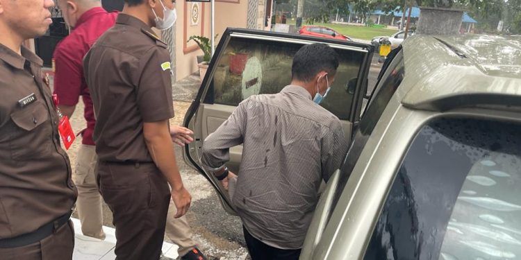 Tersandung Tipikor DD dan ADD Sangadi Meyambanga Resmi Ditahan