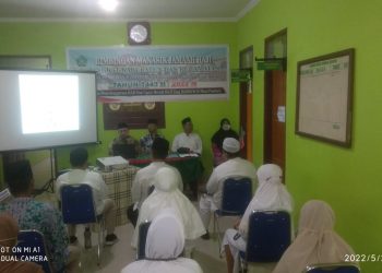 Kemenag Bolmut Bekali 10 CJH Melalui Bimbingan Manasik Haji