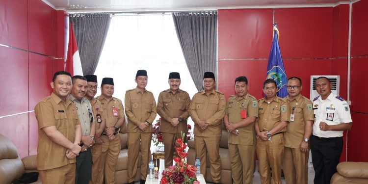 Perkuat Sinergitas Antar Dua Daerah, Pj Bupati Bolmong Sambangi Kabupaten Bolsel