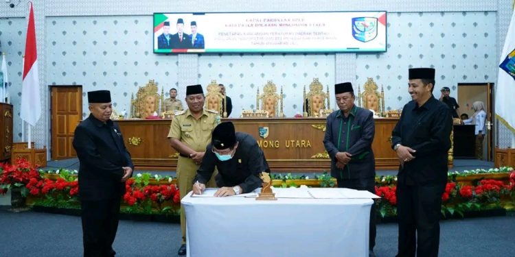 DPRD Bolmut Tetapkan Ranperda APBD Perubahan Tahun Anggaran 2022
