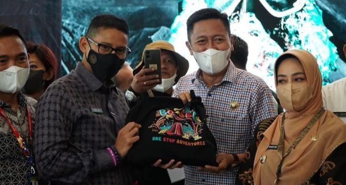 Ajang Pameran Deep and Extreme Indonesia 2022, Bupati Iskandar Kamaru Perkanalkan Wisata Unggulan di Bolsel