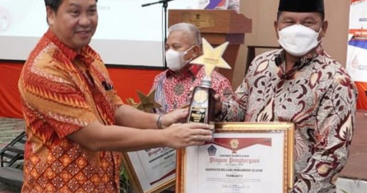 Komitmen Turunkan Angka Stunting dan Pelayanan KB Pemkab Bolsel Diganjar Juara dan Penghargaan