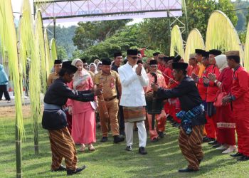 Ini Yang Disampaikan Bupati Iskandar Kamaru Pada Peringatan HUT ke-20 Kecamatan Posigadan