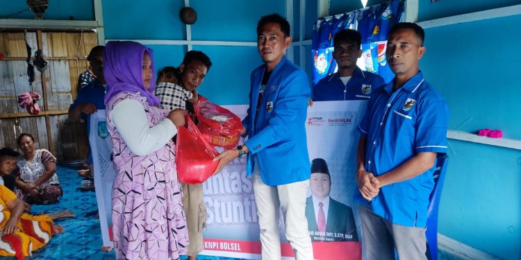 Dukung Pemda Perangi Stunting, KNPI Bolsel Salurkan BTS