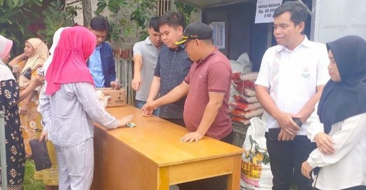 Digelar di Dua Kecamatan, Operasi Pasar Murah Pemkab Bolsel Diserbu Warga