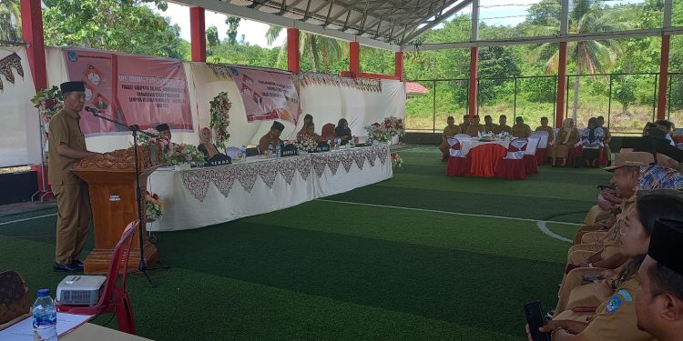 Bupati Iskandar Kamaru Buka Kegiatan Rakor Percepatan Penurunan Stunting dan Pencanangan Kampung KB