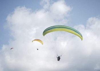 Diikuti 91 Atlet Nasional, Bolsel Paragliding International Accuracy Open CAT-2 Menghentak