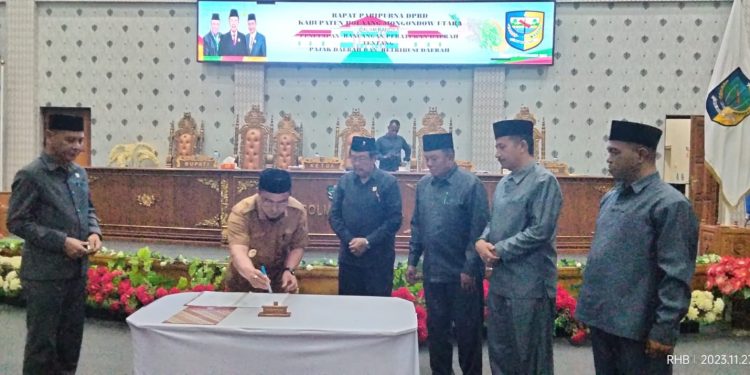 DPRD Bolmut dan Pemkab Sepakati Ranperda Pajak Daerah dan Retribusi Daerah