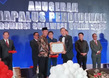 Dikbud Bolsel Sabet 7 Anugerah Pada Malam Mapalus Pendidikan Provinsi Sulut