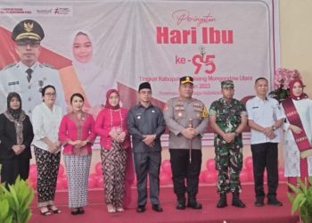 Peringati Hari Ibu, Sirajudin Lasena : Jaga, Rawat dan Layani Ibu Sepenuh Hati 