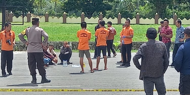 Polres Bolsel Gelar Rekonstruksi Kasus Penganiayaan dan Penikaman di Motandoi