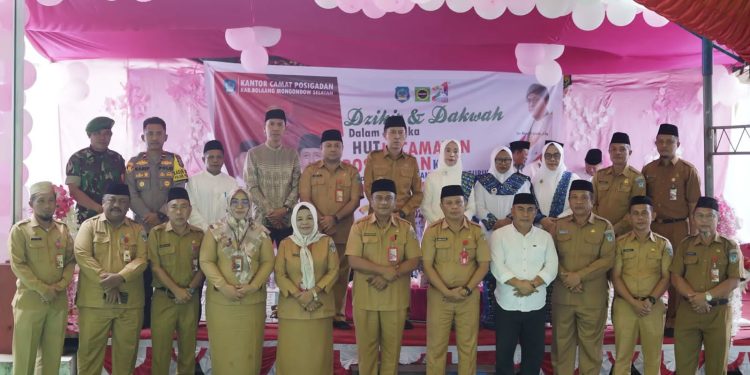 Ketua Komisi II DPRD Bolsel Hadiri Peringatan HUT ke-21 Kecamatan Posigadan