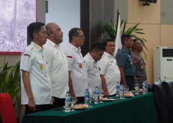 Bupati Iskandar Hadiri Sosialisasi Kesiapan Relokasi Warga Terdampak Erupsi Gunung Ruang Ke Bolsel