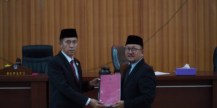DPRD Bolsel Gelar Paripurna Tahap I Penyampaian Ranperda dan Ranperbup Pertanggungjawaban APBD 2023