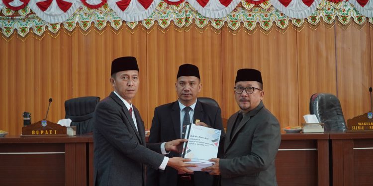 DPRD Bolsel Paripurnakan Empat Agenda Penting Daerah dalam Sehari