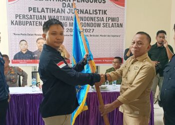 Pengurus PWI Bolsel Resmi Dilantik, Viko Karinda Dorong Sinergitas Dalam Membangun Daerah