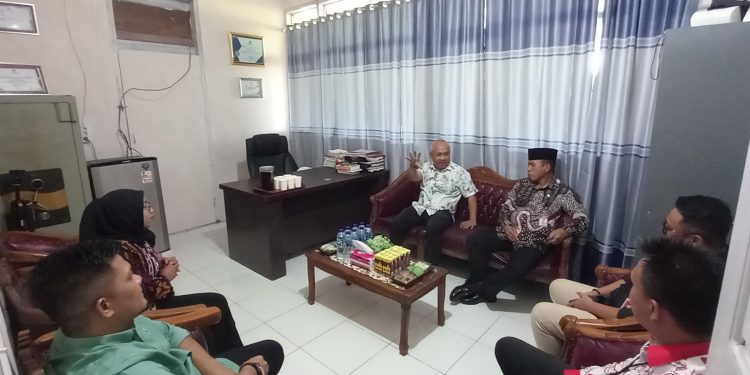 Pjs Bupati Tahlis Gallang Sambangi Kantor KPU Bolsel