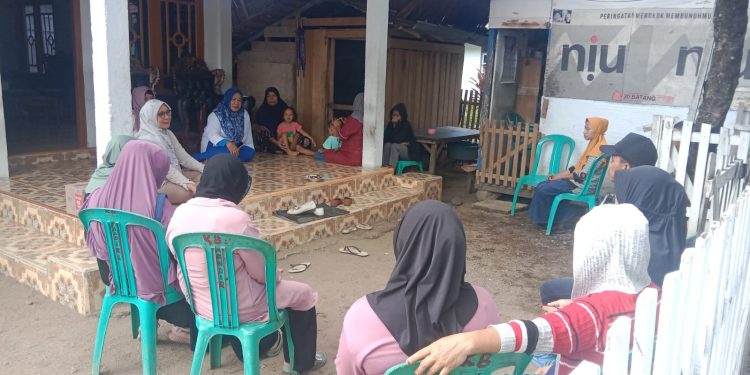 Aktrida Datunsolang Dialog Bareng Emak-Emak Desa Kuala Utara, Bahas Program Pemberdayaan Perempuan