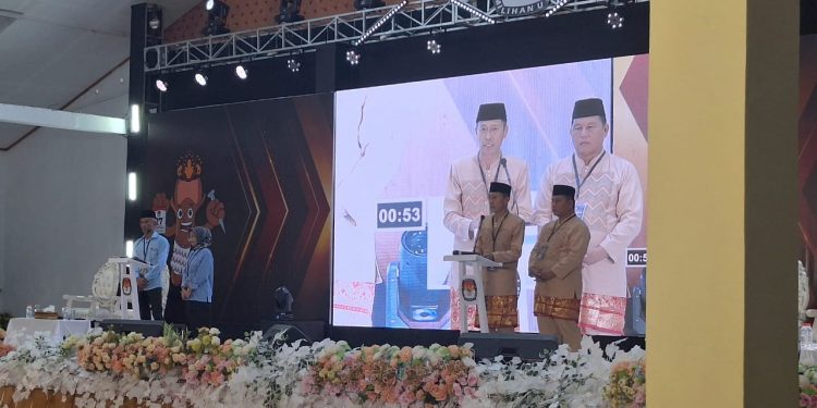 Jawaban Tegas Cabup Nomor Urut 2, Bungkam Tudingan Cabup Nomor Urut 1 Terkait Kedisiplinan ASN