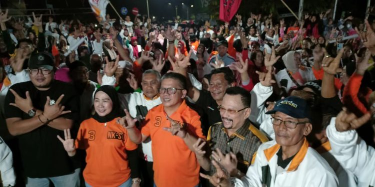 Dihadiri Ribuan Warga, Kampanye Dialogis NK-STA di Genggulang Menghentak