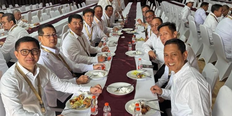 Bersama Kepala Daerah Lainnya, Bupati Iskandar Kamaru Ikut Retret di Magelang