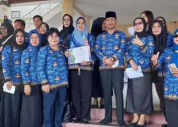 Beprestasi, Dinas Pendidikan Bolmong Terima Penghargaan Pelayanan Publik