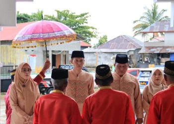 Bupati dan Wabup Bolsel Gelar Safari Ramadhan di Kecamatan Pinolosian