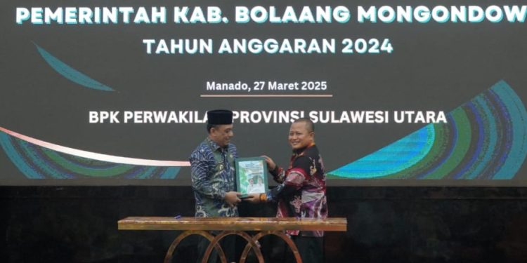 Bupati Bolmong Serahkan LKPD 2024 ke BPK Perwakilan Sulut