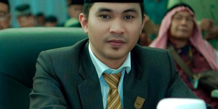 Respon Septian Pakaya Usai Dikritik Netizen Soal Kinerja Wakil Rakyat Dapil Tiga Bolmut