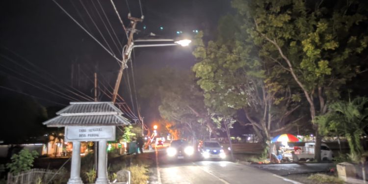 Kawasan Lapangan Inomasa Bintauna Tak Lagi Gelap, Warga: Terima Kasih Pak Bupati