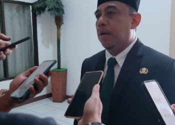 Terkait Pengadaan Seragam Olahraga Siswa, Bupati Yusra Instruksikan Sekolah Tak Bebankan Orang Tua
