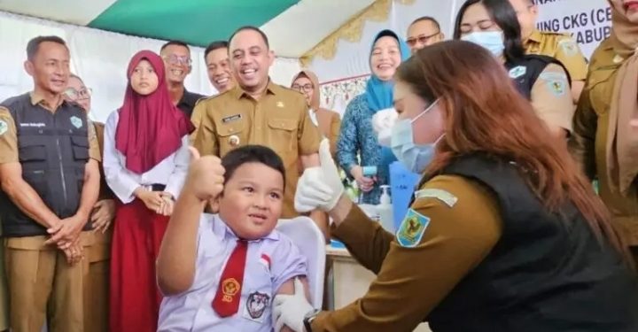 Canangkan BIAS dan CKG, Bupati Yusra Alhabsyi Sebut Jadi Langkah Nyata Persiapkan Gerasi Kuat dan Sehat