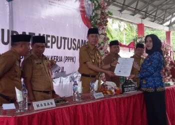 74 P3K Tahap II Bolsel Terima SK Pengangkatan