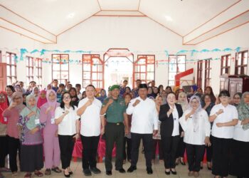 Wabup Bolsel Buka Praktek Sekolah Lansia Tangguh