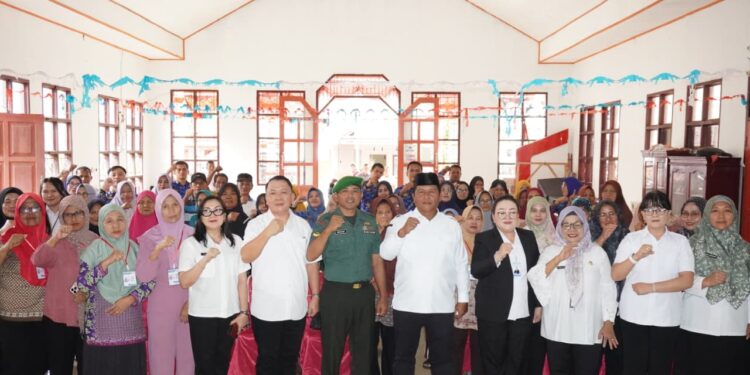 Wabup Bolsel Buka Praktek Sekolah Lansia Tangguh