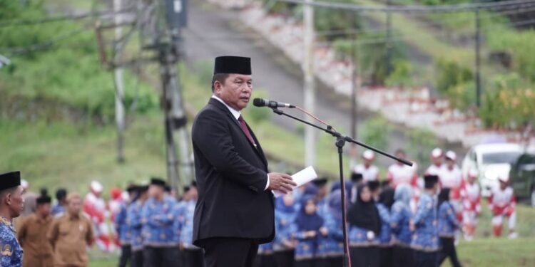 Gerimis Hujan Tak Lunturkan Semangat Pemkab Bolmong Gelar Upacara Hari Pahlawan 2025