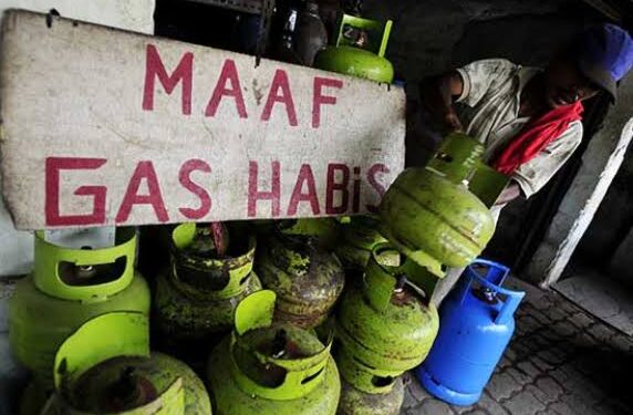 Sepekan Terakhir Gas LPG Langka, Warga Bolmut Mengeluh